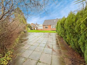 Photo 15- click for photo gallery